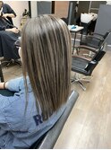 バレイヤージュ(ブリーチ)×グレージュカラー(カラー)