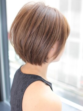 アフロート アシヤ(AFLOAT ASHIYA) かわいいショートボブ