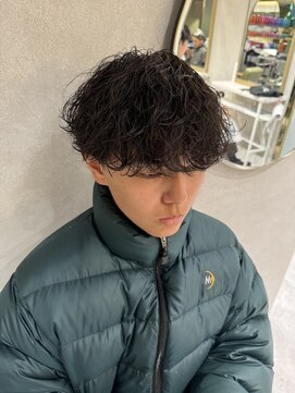 ゼスト リル 新宿(ZEST lill) 波巻きスパイラル マッシュパーマ ハイライト 新宿