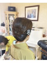 美容室 ティンカーベル キレイめアップ