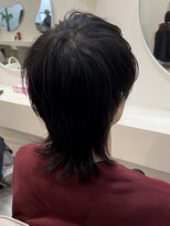 ラビス クローバー(Lovis clover)&nbsp;マッシュから2ヶ月襟足伸ばして中性ウルフカット♪あゆむ