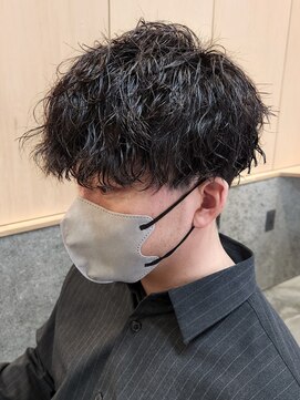 ニアウ 伊勢崎連取店(Niau) 刈り上げマッシュツイストスパイラルパーマメンズショート