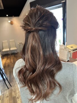 ジールヤマグチ 朝霧駅前店 【岡本作】ハーフアップアレンジ