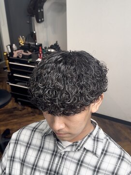 スキルメイト 天神(SKILL MATE) 【SKILL】フェザーパーマ/メンズ/ブリーチ/眉毛/パーマ