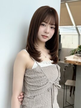 ルームバイシー 新宿(Loom. by Sea) ココアベージュ×レイヤー[小顔/黒髪/オリーブグレー]