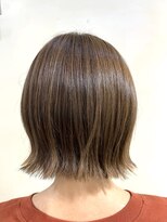 アズール 草加(azule)&nbsp;イルミナカラー　透明感　ベージュ