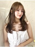 韓国ヘアふんわりレイヤーカット×暗め艶グレージュブリーチなし
