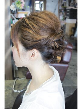 オーバーキャプテンネイキッド(OVER CAPTAIN NAKED) びんずる浴衣シンプル♪大人ヘアセット