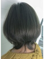 ワンバイワン(ONE BY ONE)&nbsp;メッシュオンアッシュグレー、抜け感ボブ