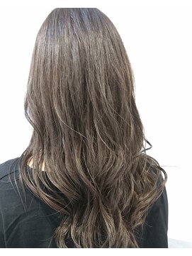 ラボヌールヘアーグレース 門前仲町店(La Bonheur hair grace) ハイライト×スモークグレージュ♪