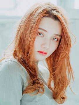 カラーサロンビスカリア 相模原エリア 淵野辺駅店(Color salon Biscaria) 個性的☆センターパート☆大人ナチュラル[淵野辺/淵野辺駅]