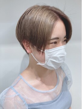 モリオフロムロンドン 松戸店(Morio from London) 【松戸 岩口】ハイトーンセンターパートマッシュショート