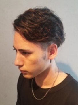 パピヨンロゼ(Papillon Rose) ハイライト　メンズミディアム七三パート