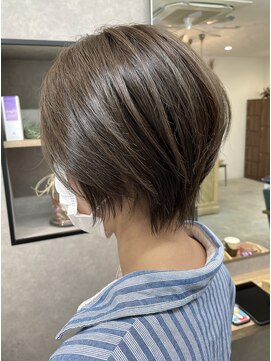 リベストバイジェービー 稲毛(li best. byjb) ペールベージュ/セクションカラー/外ハネボブ[稲毛/稲毛駅]