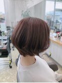 ショートボブ