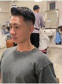 サイドパート　スキンフェード　
