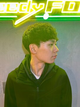 グリーディーフォックス 代々木(Greedy FOX) 波巻き/ハイライト/マッシュパーマ/ウルフ[シェービング]