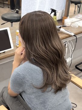 ローレン(Lolen.) ダークグレージュ×レイヤーカット【野上翔平】