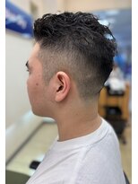 ブルースカイ 二俣川ドンキホーテ店(Blue-Sky)&nbsp;20代30代メンズスパイラルパーマワイルドオシャレ感アッシュ