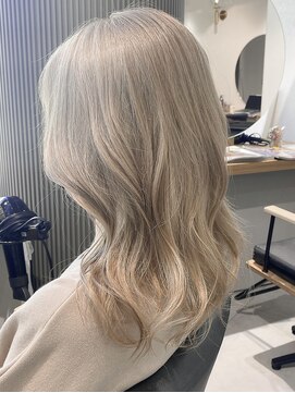 ミエルヘアーエスト 新宿店(mielhair est) ホワイトベージュ