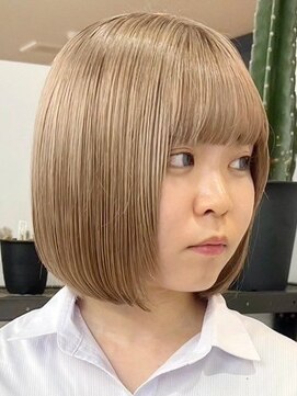 ウィコ 新宿(WICO) ミルクティーベージュ[新宿駅/ワンレン/ダブルカラー/小顔]