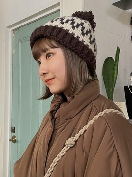 アンプラグド(unplugged) 赤み消し透明感カラー