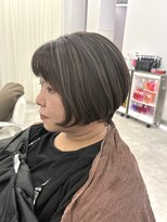 ブラウン(Brown)&nbsp;白髪にお悩みの方は白髪ぼかしハイライトカラーを！