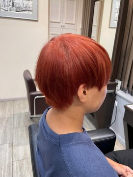 ヴィサージュクオン(VISAGE Quon) ブリックオレンジカラーで大人の遊び心をプラス