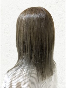 ブロッサム 上尾店(Blossom) 冬の透明感◎ツヤ髪髪質改善グレーのオリーブグレージュ