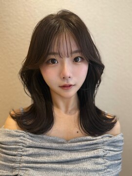 ロンド リリー 銀座(Lond Lily) 大人ガーリー/似合わせカット/ミディアムレイヤーカット/銀座