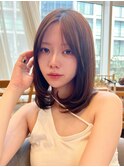 ミディアムレイヤーカットシースルーバンググレージュ触覚