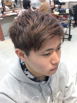 ヘアークリアー 獨協大学前店 爽やかアップバングショート