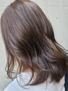 ルシエ 立川(LUCIE) レイヤーミディ×くすみ感グレージュ