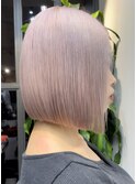 前下がりショートボブ/ハイトンカラー/ケアブリーチ