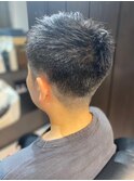 大人の刈り上げスタイル