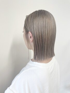 スタイル 袋町(STYLE) ハイトーンベージュ　切りっぱなしボブ