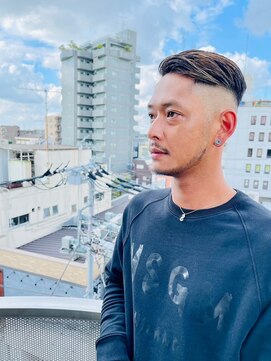 ブリッツバイレボ 船橋(BLITZ by REVO) ウルフ/アッシュブラック/カルマパーマ/ベリーショート[船橋駅]