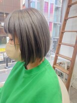 ロジ(Roji)&nbsp;シンプルボブ×アンブレラカラー