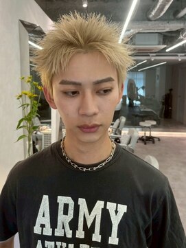 ベイルーム(BAYROOM by HONEY omotesando) 抜きっぱなしブロンドスパイキーショート/ブリーチアップバング1