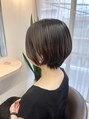 サティス(satis)&nbsp;ショートボブ、首後ろの締まりが素敵なスタイルです☆