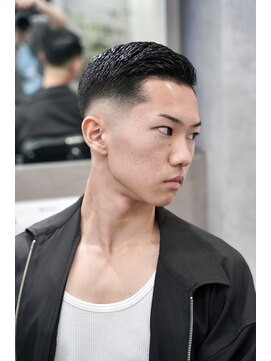 クロムトウキョウ ザ バーバー ネオン 新宿店(CHROM TOKYO the Barber ne/on) スキンフェード/しちさん/ハードパート