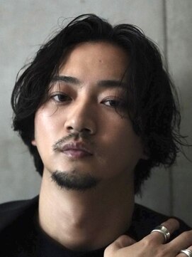 オルト(Altn) 大人の波巻きスパイラルパーマミディアムロングメンズカットヘア