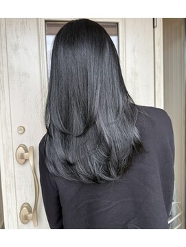 クラリス(CLARIS) ブルーブラック×レイヤーカット