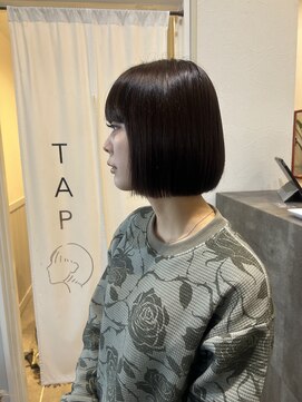 タップ(TAP) タイトストレートボブ