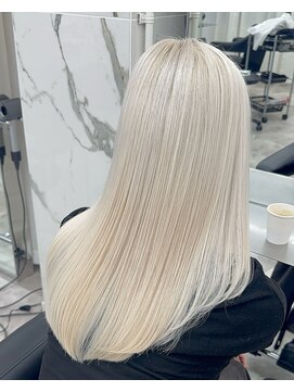 エトワール(ETOILE) ホワイトベージュ/ブリーチ/ハイトーン/ミディアム