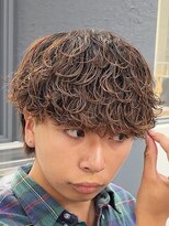 アウラ(AURA)&nbsp;シャドウパーマメンズパーマ波巻きパーマ