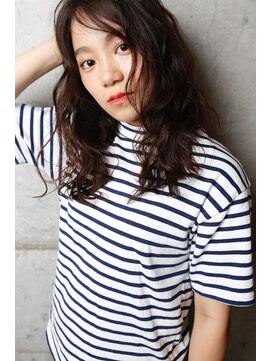 ルーシー(Lucy) カジュアルウェーブロング