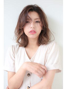 ラ ブレス なんばスカイオ(LaBless) 大人かわいい外ハネストレートミディアム