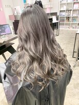 ディーカヘアーセンダイ(Di KA HAIR sendai)&nbsp;グレージュ/グラデーションカラー/大人ガーリー/ロング