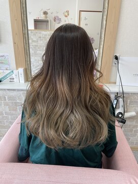 ビー(Be...) グラデーション